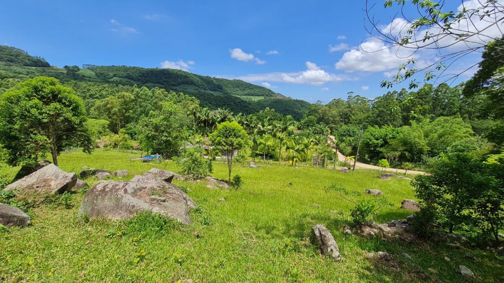 Stio - Venda - Azambuja - Pedras Grandes - SC